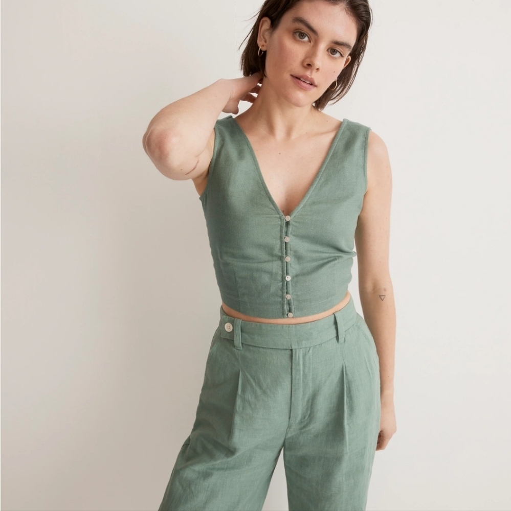 Madewell Gwen cropped green linen vest size 0